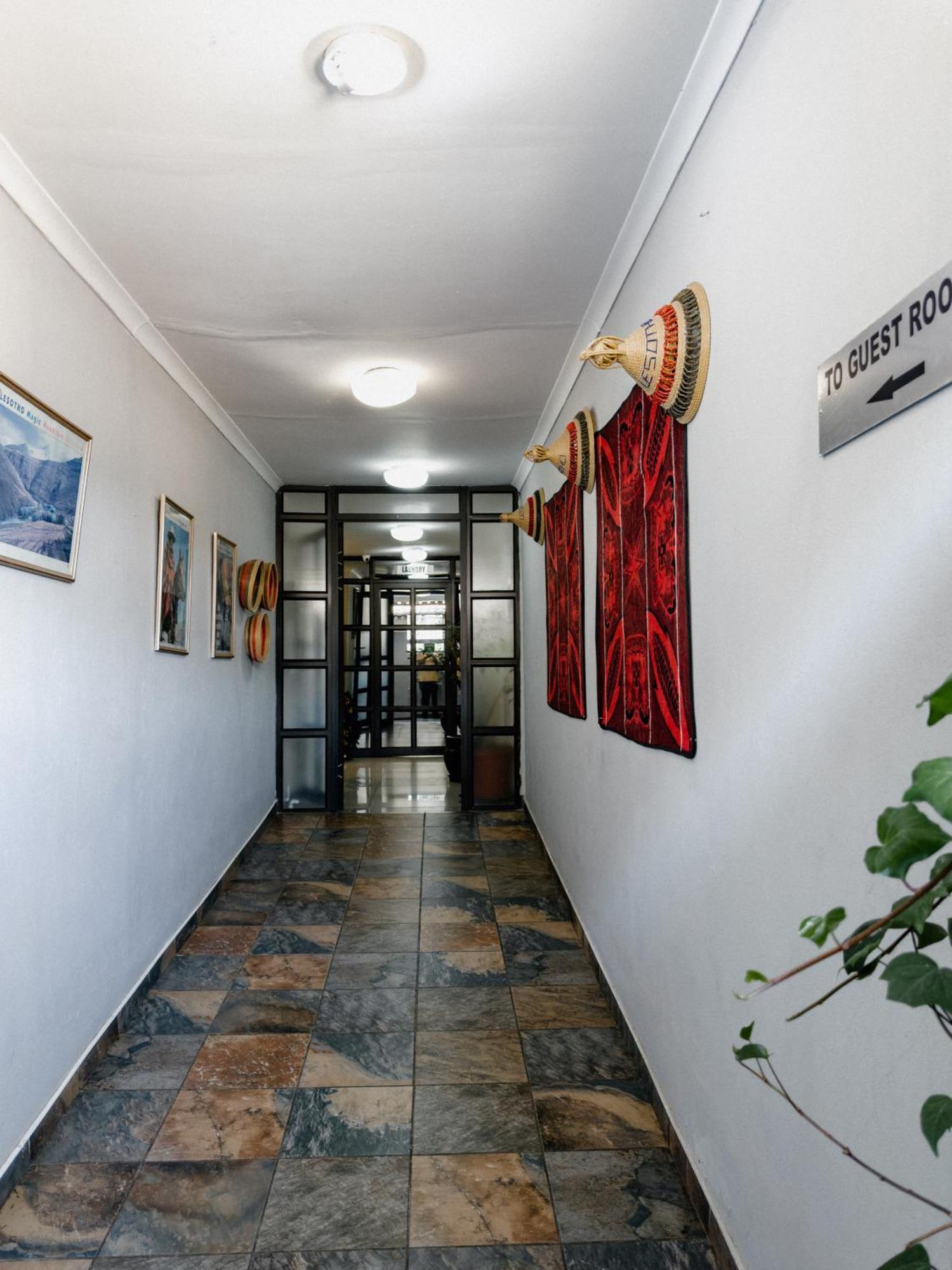 Tribute Guest House Matala Maseru Exteriör bild